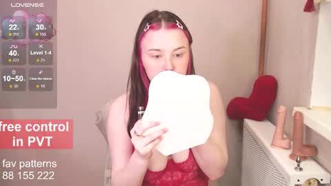 Snapshot of blissful_muse chatting on December 1, 2025, 4:34 pm Margo online show from December 1, 2025, 4:34 pm