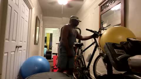 Snapshot of blkbiguncut10462 chatting on March 7, 2025, 9:27 pm blkbiguncut10462 online show from March 7, 2025, 9:27 pm