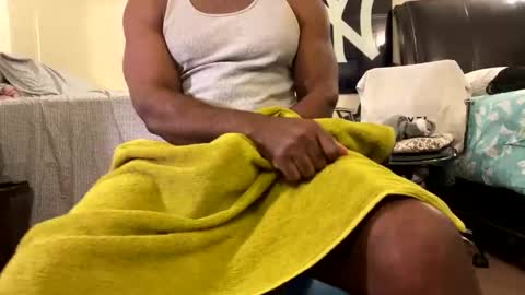 Snapshot of blkbiguncut10462 chatting on March 10, 2025, 9:40 pm blkbiguncut10462 online show from March 10, 2025, 9:40 pm