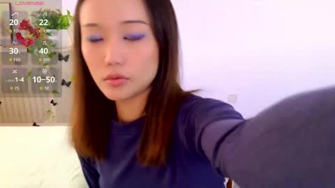 Snapshot of blon_kater chatting on May 8, 2026, 4:51 am YoYo online show from May 8, 2026, 4:51 am