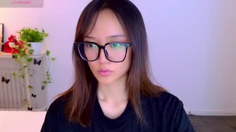 Snapshot of blon_kater chatting on May 19, 2026, 7:04 am YoYo online show from May 19, 2026, 7:04 am