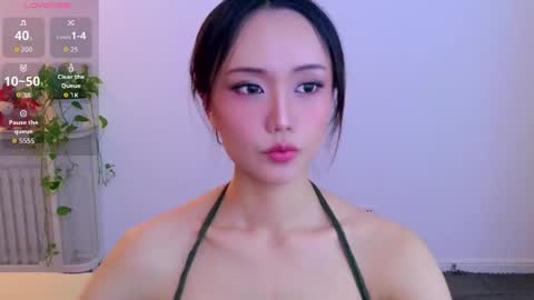 Snapshot of blon_kater chatting on June 7, 2026, 8:18 am YoYo online show from June 7, 2026, 8:18 am