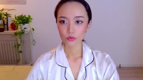 YoYo online show from July 19, 2026, 6:39 am
