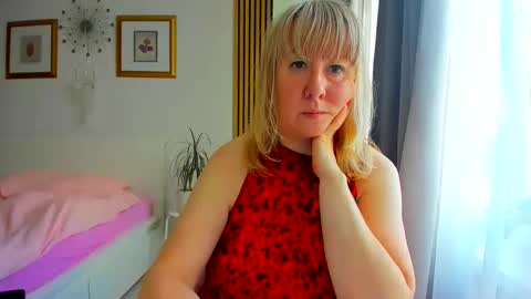 Nicole online show from May 22, 2026, 4:56 pm
