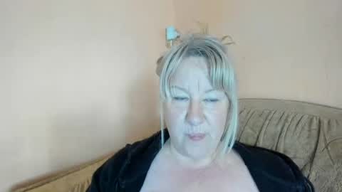 Nicole online show from July 1, 2026, 3:52 am