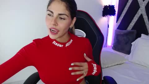 Snapshot of blonde_cat1515 chatting on March 5, 2025, 2:46 am alejandra online show from March 5, 2025, 2:46 am