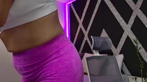 alejandra online show from March 11, 2026, 6:19 am