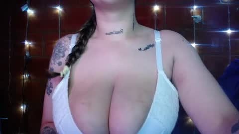 Snapshot of blonde_desire chatting on June 20, 2026, 2:58 am Sam online show from June 20, 2026, 2:58 am