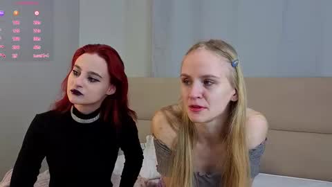 Snapshot of blonde_lotos chatting on January 19, 2026, 3:21 am Kate and Mary online show from January 19, 2026, 3:21 am
