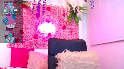 Snapshot of blonde_squirt_ chatting on March 5, 2025, 2:36 am blonde_squirt_ online show from March 5, 2025, 2:36 am