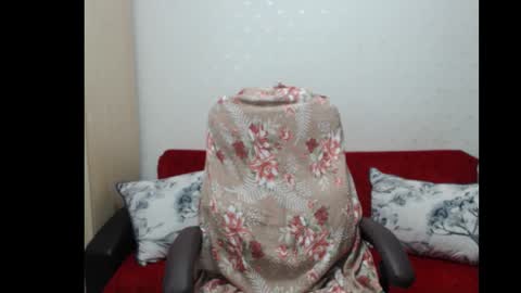 Mr Blond online show from October 6, 2025, 6:27 pm