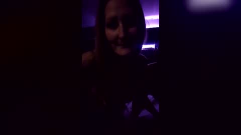 Snapshot of blondebaddie2026 chatting on June 18, 2026, 2:45 am blondebaddie2026 online show from June 18, 2026, 2:45 am