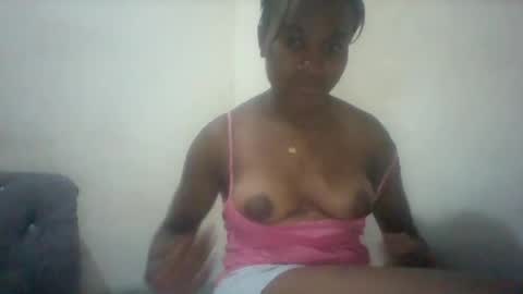 Snapshot of blondebarbiey chatting on February 5, 2025, 8:14 pm blonde online show from February 5, 2025, 8:14 pm