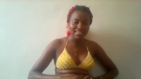 Snapshot of blondebarbiey chatting on February 24, 2025, 7:55 am blonde online show from February 24, 2025, 7:55 am