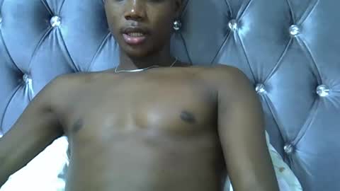 Snapshot of blondebarbiey chatting on November 16, 2025, 10:15 pm blonde online show from November 16, 2025, 10:15 pm