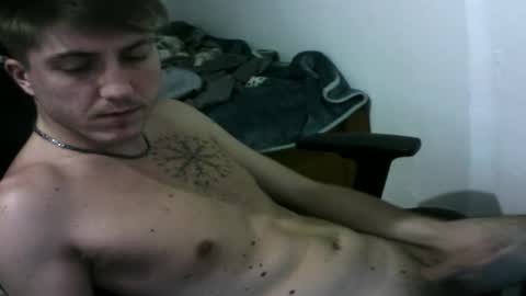 Snapshot of blondebat chatting on January 30, 2025, 12:39 am blondebat online show from January 30, 2025, 12:39 am