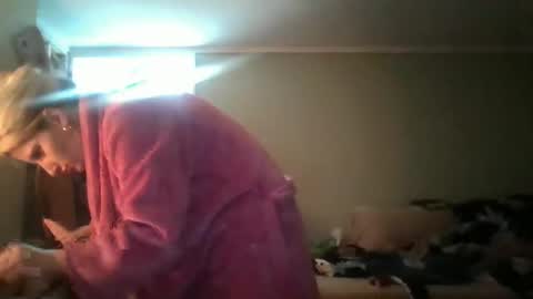 Snapshot of blondebellaaa3 chatting on December 8, 2024, 2:30 pm Gia online show from December 8, 2024, 2:30 pm