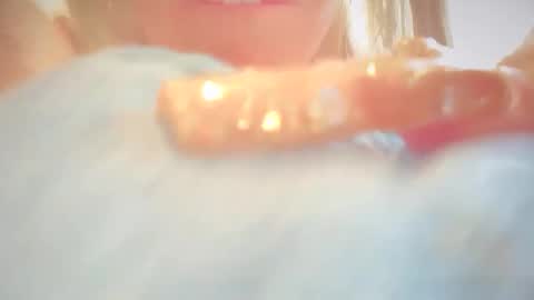 blondebunny999 online show from June 8, 2026, 8:31 pm
