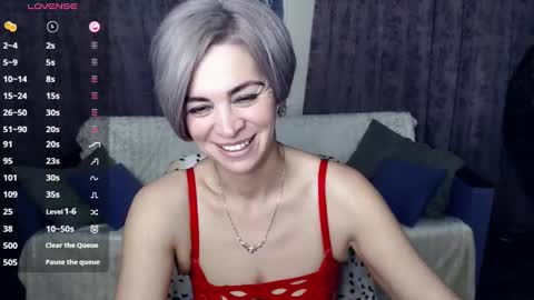 Lola online show from December 11, 2024, 11:43 pm