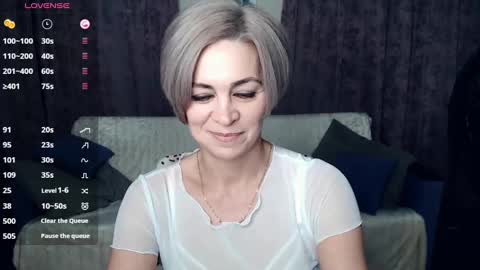 Lola online show from December 17, 2024, 7:37 pm