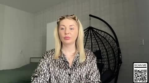 blondie_xoxoxo online show from April 29, 2026, 9:24 am