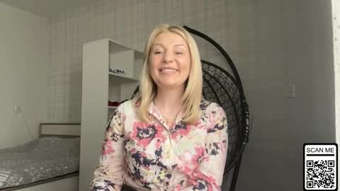 blondie_xoxoxo online show from May 1, 2026, 8:52 am