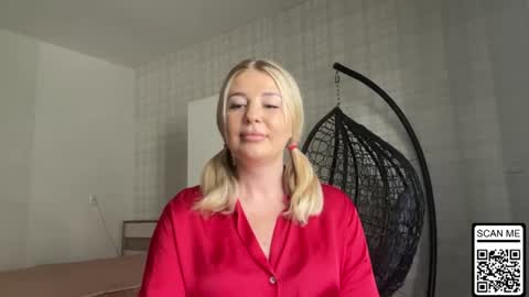 blondie_xoxoxo online show from June 25, 2026, 12:31 pm