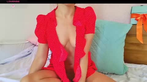 Snapshot of blondiesweet chatting on May 19, 2026, 7:26 am Sasha online show from May 19, 2026, 7:26 am