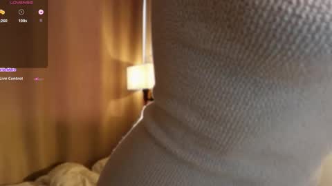 blondoll online show from April 24, 2026, 2:03 am