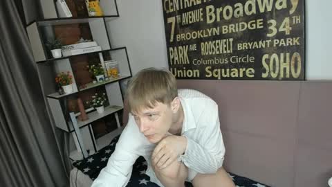 Snapshot of blondvibe chatting on May 23, 2026, 7:40 pm Alik online show from May 23, 2026, 7:40 pm