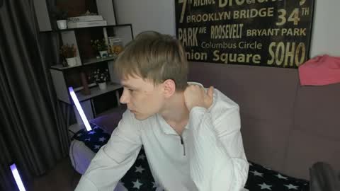 Snapshot of blondvibe chatting on May 24, 2026, 8:58 pm Alik online show from May 24, 2026, 8:58 pm