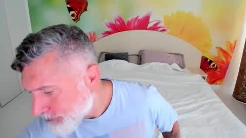 Snapshot of blowmyxxl chatting on November 14, 2025, 10:36 am Nico online show from November 14, 2025, 10:36 am