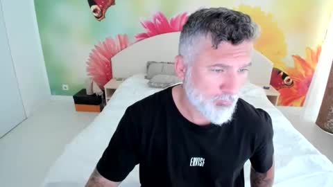 Snapshot of blowmyxxl chatting on November 16, 2025, 11:38 am Nico online show from November 16, 2025, 11:38 am