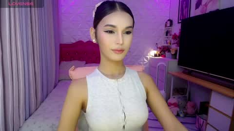 aivee online show from May 22, 2026, 2:51 am