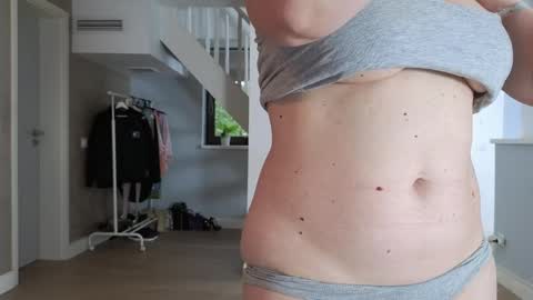 Snapshot of blue_angel_sweet chatting on May 23, 2026, 3:45 am blue_angel_sweet online show from May 23, 2026, 3:45 am