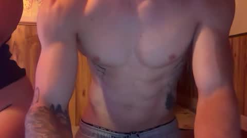 Snapshot of blue_eyed_beau chatting on June 3, 2026, 4:15 am Beau online show from June 3, 2026, 4:15 am