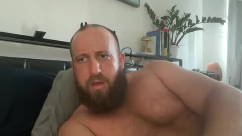 Snapshot of blue_eyes247 chatting on June 18, 2026, 9:08 pm blue_eyes247 online show from June 18, 2026, 9:08 pm