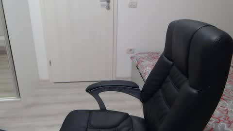 Juliet online show from February 25, 2025, 5:36 pm