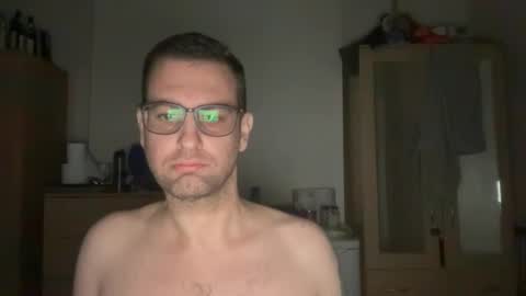 blue_eyes_85 online show from December 22, 2024, 2:27 pm