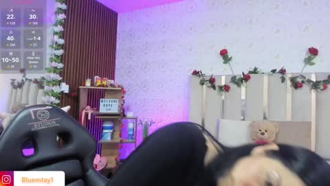 blue_tay1 online show from March 4, 2026, 11:49 am