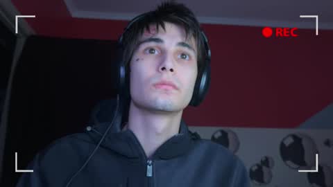 Snapshot of blue_w0rld chatting on October 27, 2025, 7:56 am SONNYVAN online show from October 27, 2025, 7:56 am