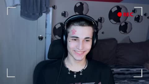 Snapshot of blue_w0rld chatting on November 13, 2025, 1:15 am SONNYVAN online show from November 13, 2025, 1:15 am