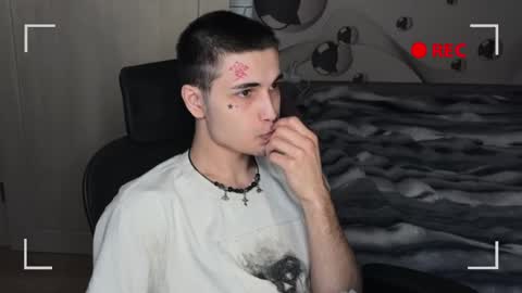 Snapshot of blue_w0rld chatting on November 21, 2025, 3:49 am SONNYVAN online show from November 21, 2025, 3:49 am