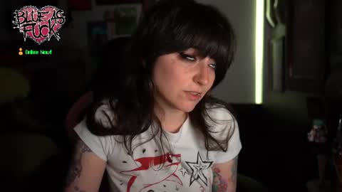 Snapshot of blueasfuck chatting on June 18, 2026, 1:50 am Blue online show from June 18, 2026, 1:50 am