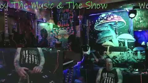 bluebandekim online show from January 13, 2025, 6:49 pm