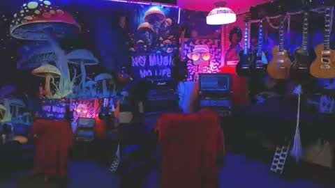 bluebandekim online show from April 5, 2026, 10:01 am