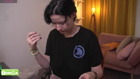 bluebeell online show from September 14, 2025, 8:52 pm