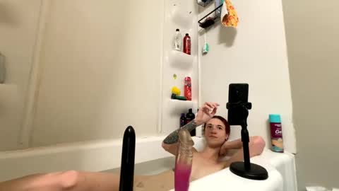 bluebloodednorsewitch online show from January 8, 2025, 4:22 pm