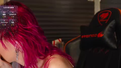 Snapshot of bluecherryyy chatting on November 20, 2025, 4:29 pm Lika online show from November 20, 2025, 4:29 pm