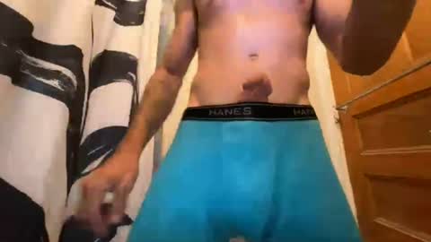 Snapshot of bluecollarbullx69x chatting on August 6, 2026, 9:28 pm bluecollarbullx69x online show from August 6, 2026, 9:28 pm